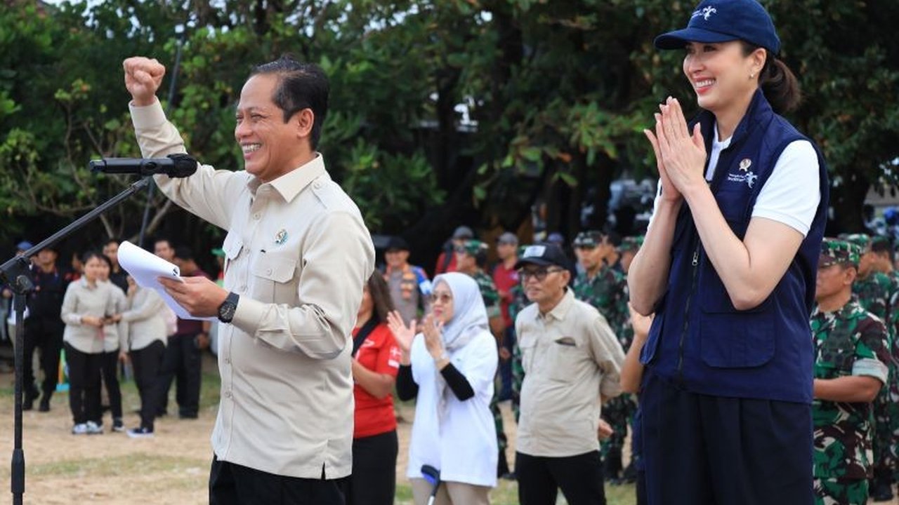 Menteri Lingkungan Hidup menegaskan Gerakan ASRI Penanganan Sampah Laut menjadi kunci dalam mengatasi krisis sampah nasional, khususnya di wilayah pesisir dan laut.