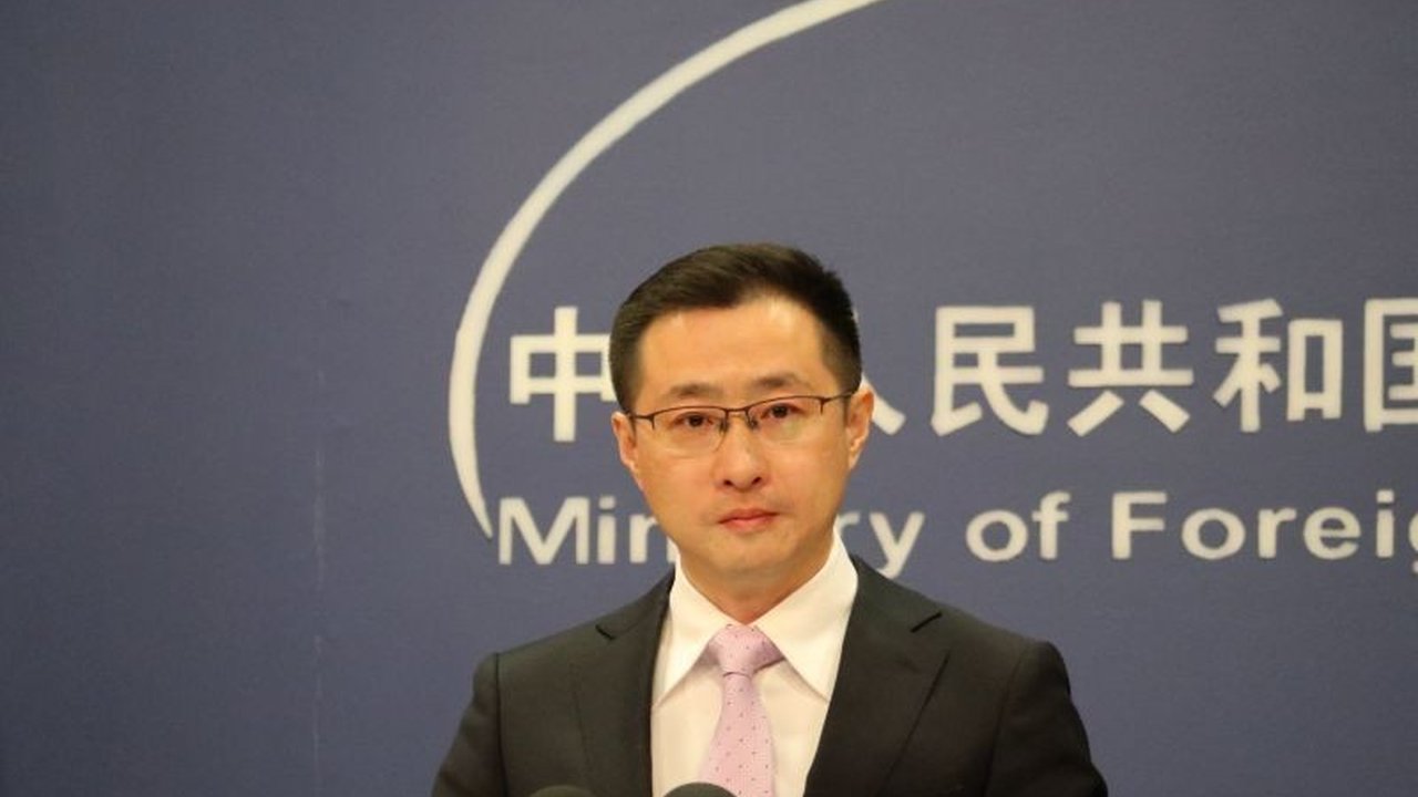 Beijing menyatakan dukungan kuat untuk perundingan damai nuklir Iran dengan AS di Oman, mendorong dialog sebagai solusi perbedaan dan menjaga stabilitas regional.