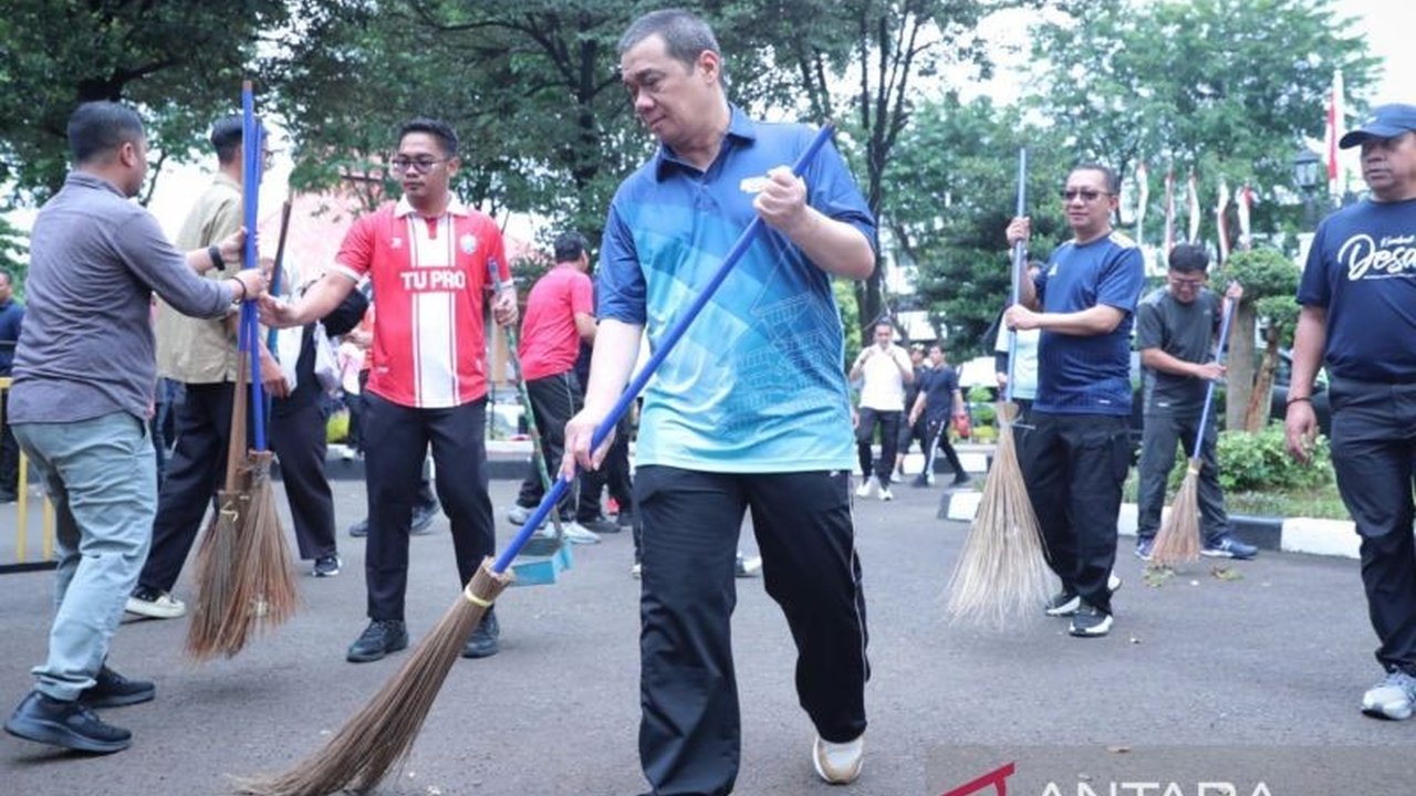 Wakil Menteri Desa dan Pembangunan Daerah Tertinggal Ahmad Riza Patria menyerukan partisipasi aktif dalam Gerakan ASRI, inisiatif Presiden Prabowo Subianto untuk menciptakan lingkungan aman, sehat, bersih, dan indah di seluruh Indonesia.