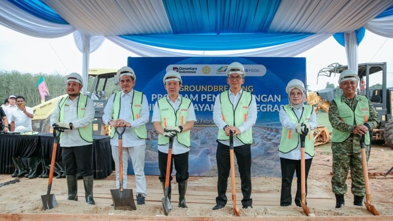 Pemerintah Provinsi Lampung meluncurkan Program Hilirisasi Ayam Terintegrasi untuk mendukung penguatan pangan dan protein nasional, sejalan dengan visi Indonesia Emas 2045.