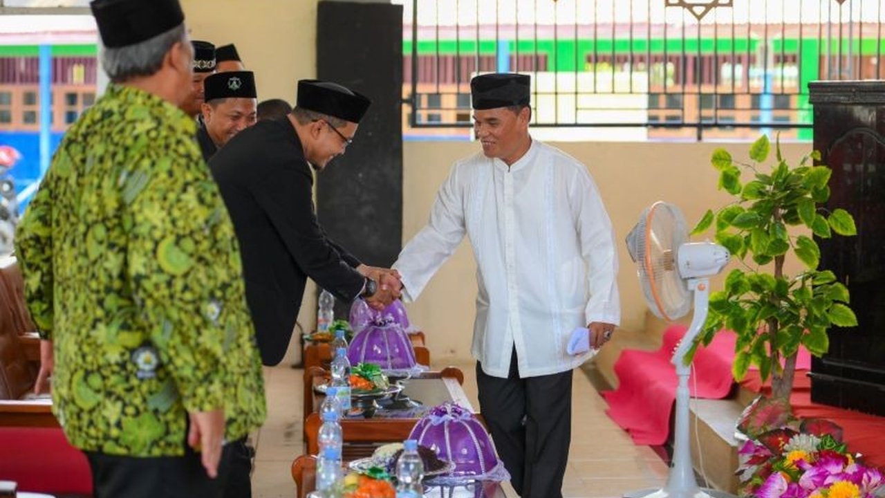 Pemerintah Provinsi Papua Tengah menjalin kolaborasi strategis dengan Dewan Pimpinan Wilayah Hidayatullah Papua Tengah untuk memperkuat pendidikan karakter. Kolaborasi Pemprov Papua Tengah Hidayatullah ini bertujuan membangun generasi muda yang berakhlak,