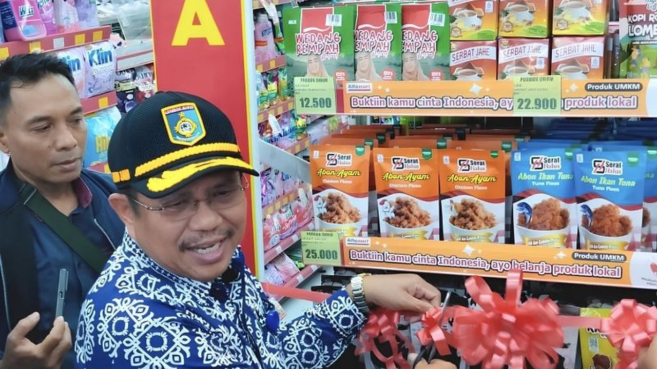 Pemerintah Kabupaten Lombok Barat membuka peluang besar bagi UMKM Lombok Barat untuk menembus pasar ritel modern, memperkuat daya saing produk lokal dan menggerakkan ekonomi masyarakat.