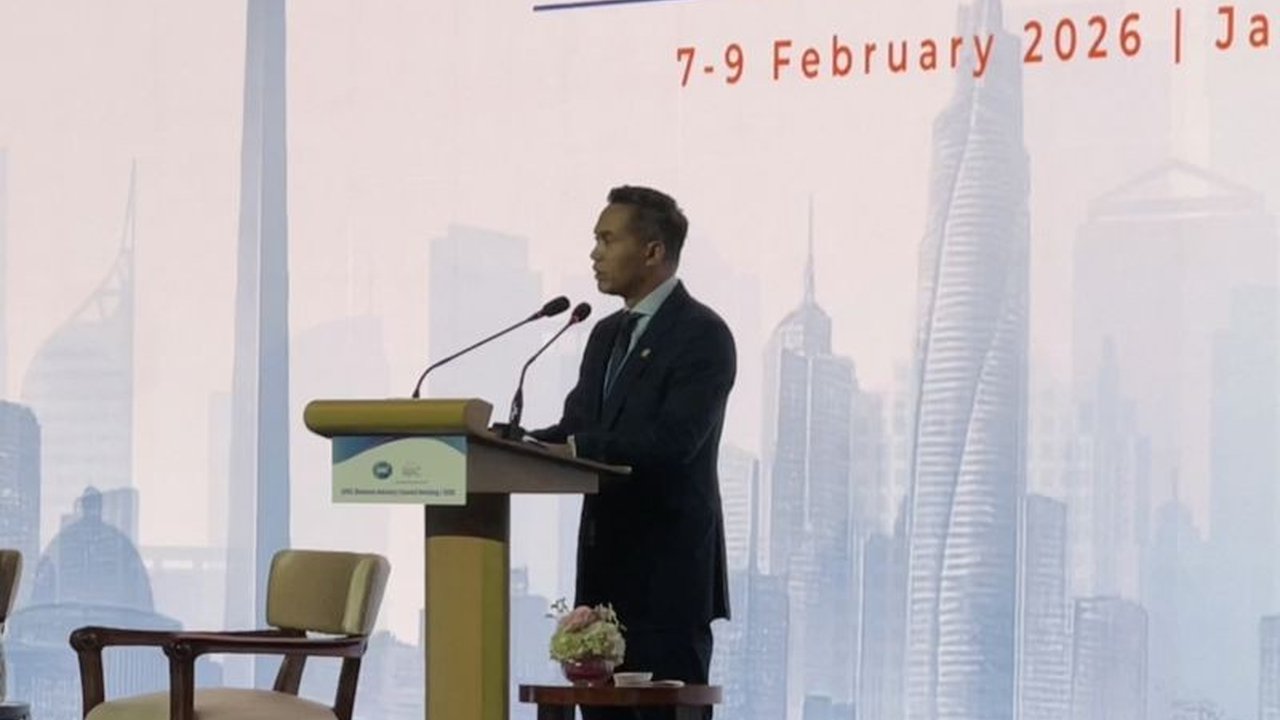 Indonesia menegaskan komitmennya untuk mendukung agenda APEC 2026 di bawah kepemimpinan China, berupaya memperkuat integrasi ekonomi dan kerja sama regional di tengah ketidakpastian global.
