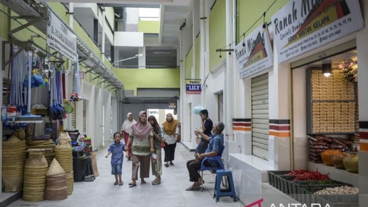Pemerintah Kota Tangerang mengajukan permohonan percepatan serah terima aset Pasar Anyar dari Kementerian PUPR demi pengelolaan optimal, mengingat peran strategis pasar sebagai pusat ekonomi daerah.