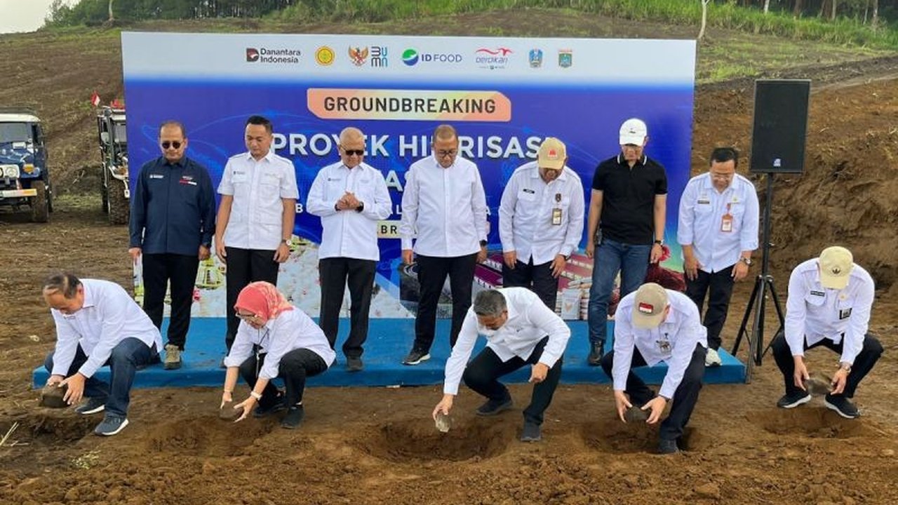 Pemerintah memulai Hilirisasi Ayam Terintegrasi di enam daerah, memperkuat swasembada protein nasional, meningkatkan nilai tambah, serta menjaga stabilitas pasokan pangan berkelanjutan.