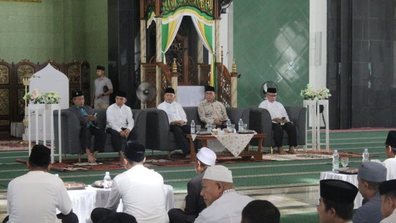 Pemerintah Provinsi Maluku Utara memperkuat sinergitas dengan lembaga keagamaan untuk merawat ukhuwah dan menyiapkan dai menyambut Ramadan 1447 H. Ini adalah langkah penting dalam membangun daerah.