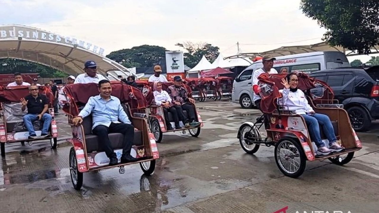 Pemerintah Kota Madiun berencana memanfaatkan 200 unit becak listrik bantuan Presiden Prabowo Subianto untuk mengembangkan sektor pariwisata religi, menciptakan peluang ekonomi baru bagi pengemudi lansia di Madiun.