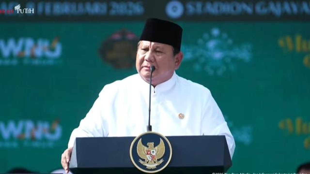 Presiden Prabowo Subianto saat memberikan sambutan dalam acara Mujahadah Kubro Satu Abad Nahdlatul Ulama (NU) di Malang, Jawa Timur, Minggu (8/2/2026). (Dok. Tangkapan Layar YouTube Sekretari