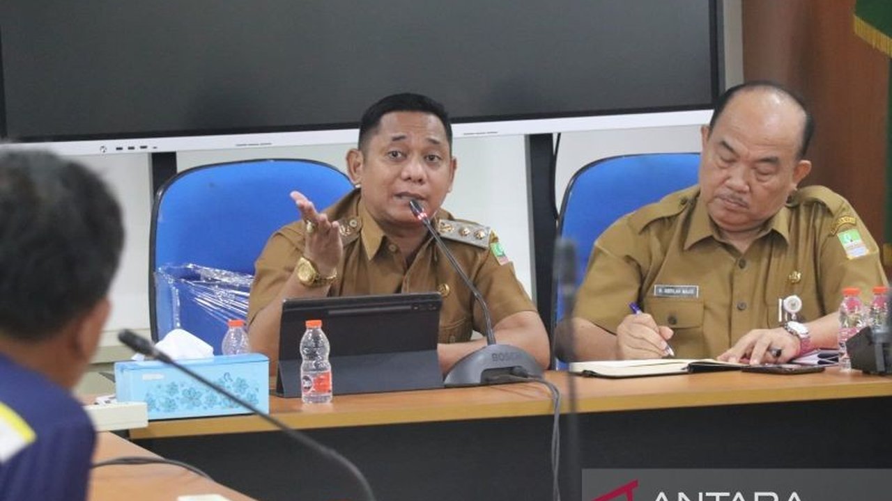 Pemerintah Kabupaten Bekasi bergerak cepat menyiapkan berbagai solusi konkret untuk pertanian Bekasi, mengatasi dampak anomali cuaca ekstrem demi menjaga produktivitas petani dan ketahanan pangan.