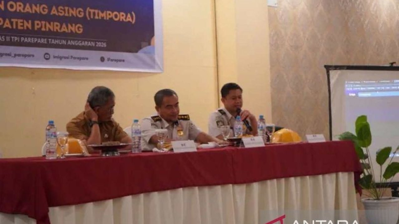 Kantor Imigrasi Kelas II TPI Parepare memperkuat koordinasi lintas sektor dalam pengawasan warga asing di wilayah kerjanya, meningkatkan deteksi dini dan menjaga stabilitas daerah.