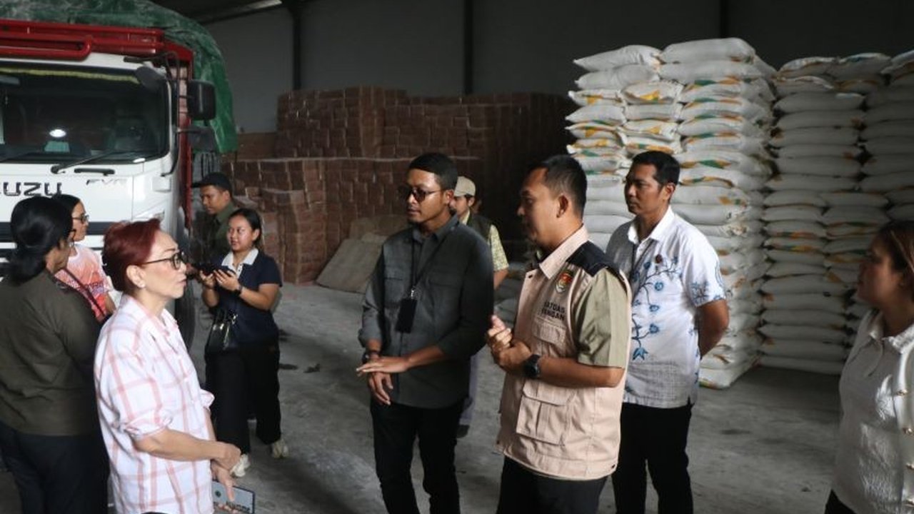 Satgas Saber Pangan Denpasar menggelar inspeksi mendadak (sidak) di pasar dan distributor pangan untuk memastikan stabilitas harga 14 bahan pokok menjelang Ramadhan, Idul Fitri, dan Nyepi.