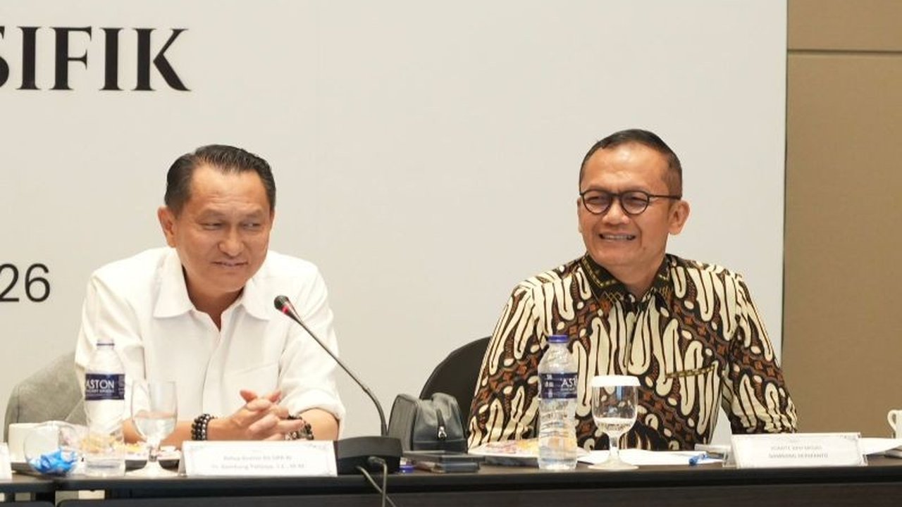 BPH Migas mendesak penguatan infrastruktur dan tata kelola distribusi BBM di Bangka Belitung. Upaya ini penting untuk meningkatkan keandalan layanan energi menjelang Imlek, Ramadhan, dan Idul Fitri, serta mengatasi kendala pasokan.