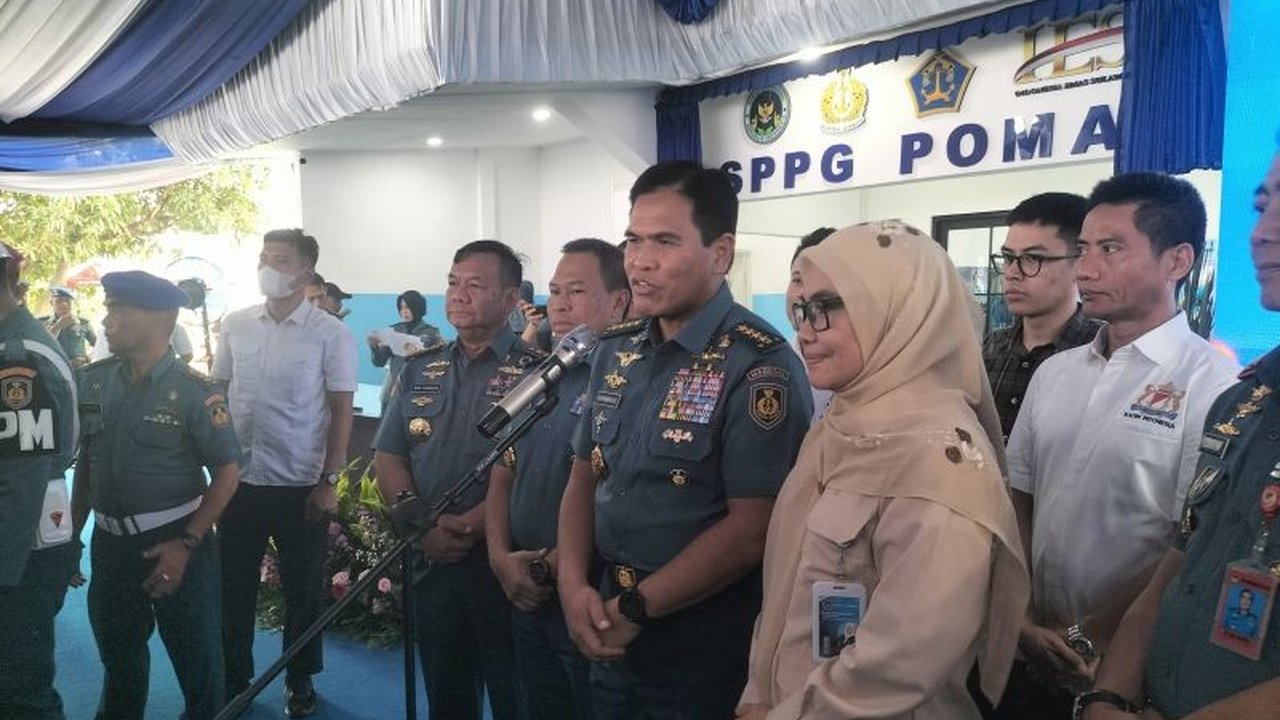 Angkatan Laut Indonesia menargetkan kedatangan kapal induk pertama, Giuseppe Garibaldi, sebelum HUT TNI Oktober 2026. Simak detail akuisisi dan misi utamanya yang berfokus pada Operasi Militer Selain Perang.