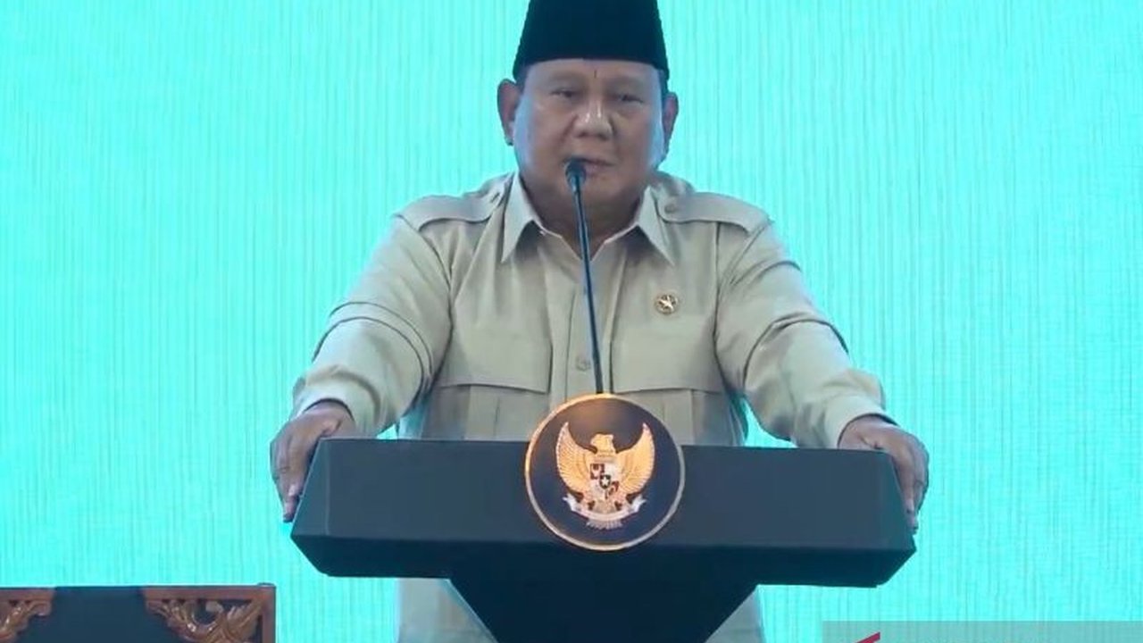 Presiden Prabowo Subianto mengumumkan bahwa Program Makan Bergizi Gratis (MBG) telah menjangkau 60 juta jiwa, setara populasi Afrika Selatan. Simak detail perluasan dan target selanjutnya dari inisiatif strategis nasional ini.
