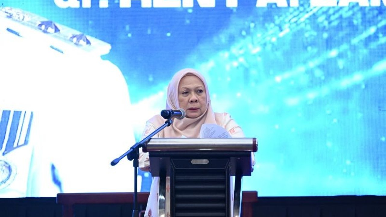 Wakil Gubernur Reny A. Lamadjido mengingatkan pelaku usaha Konsultan Proyek Sulteng untuk tidak memonopoli pekerjaan demi pemerataan dan kesejahteraan bersama, sekaligus mendorong regulasi daerah.