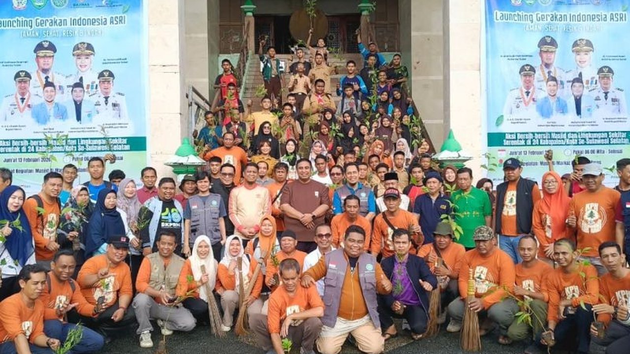 Menyambut Ramadhan 1447 H, BKPRMI Sulsel menggerakkan ribuan anggotanya dalam aksi bersih-bersih masjid serentak di 24 kabupaten/kota, memastikan kenyamanan ibadah dan menanamkan kepedulian lingkungan.
