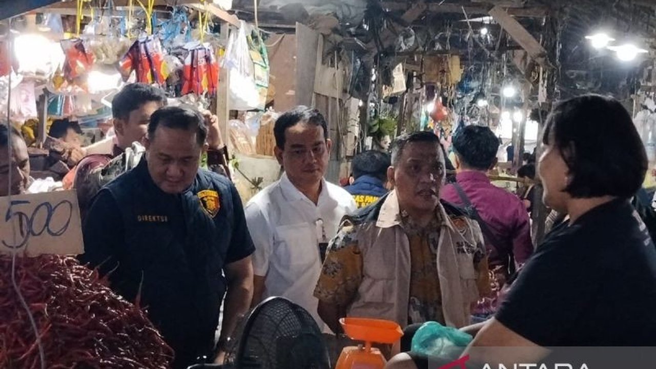 Tim Satgas Pangan Polri bersama Pemprov Sumut memastikan stabilitas harga bahan pokok di Medan jelang Ramadhan 1447 H. Masyarakat dapat menjalankan ibadah puasa dengan tenang tanpa kekhawatiran harga.