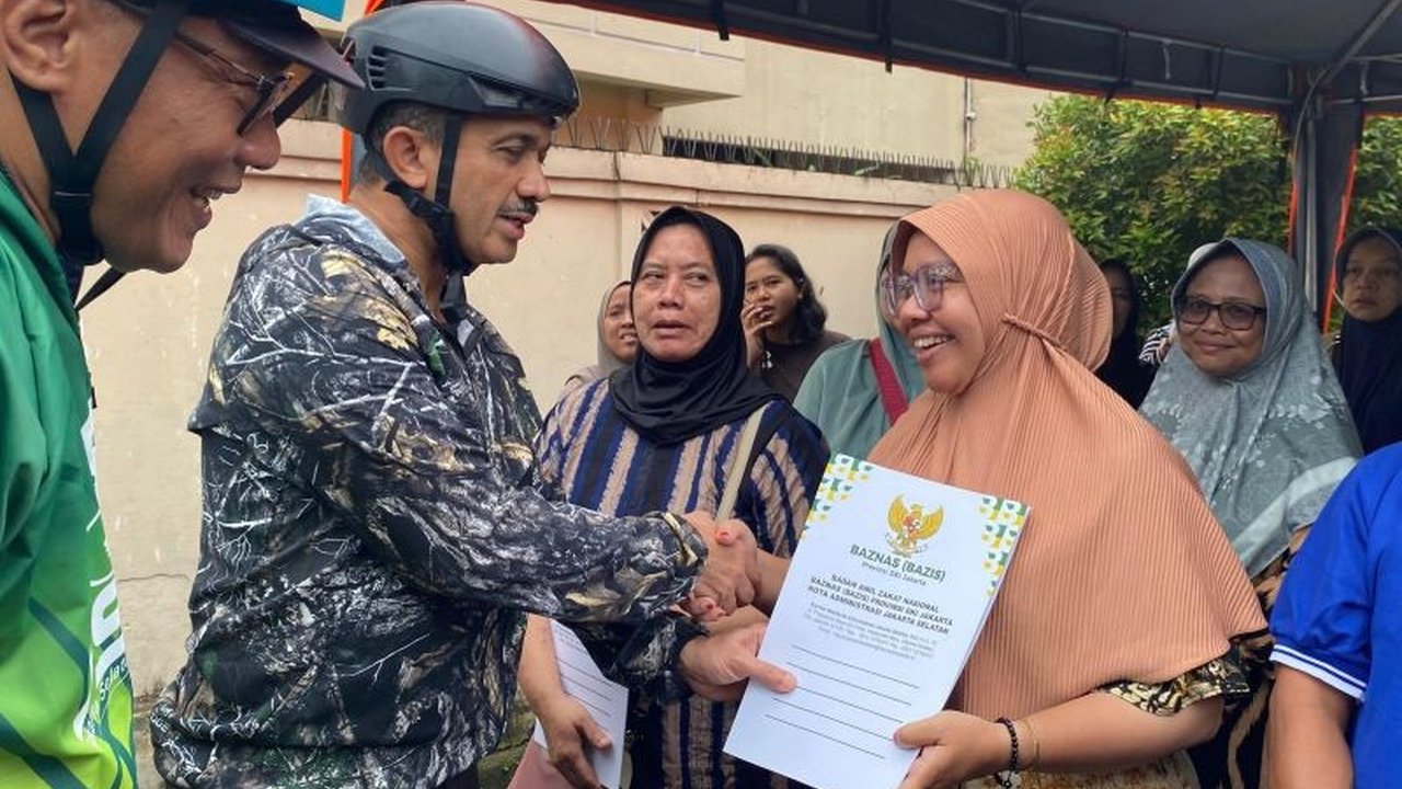 Pemerintah Kota Administrasi Jakarta Selatan bergerak cepat mengupayakan program bedah rumah bagi puluhan keluarga terdampak kebakaran hebat di Mampang Prapatan, Jakarta Selatan, demi pemulihan aktivitas warga.