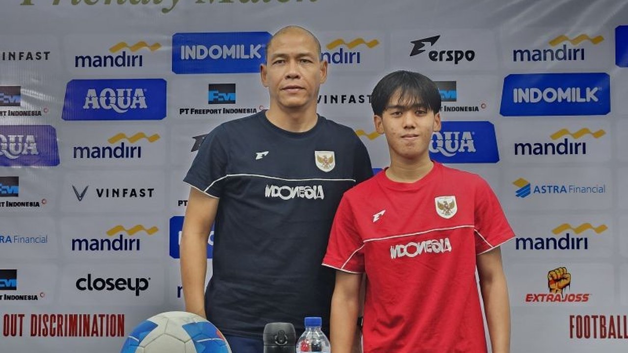 Timnas U-17 Indonesia akan menghadapi tantangan berat di Grup B Piala Asia U-17 2026, bersaing dengan raksasa sepak bola Asia seperti Jepang dan China. Simak hasil undian lengkap dan persiapan Garuda Muda menuju turnamen ini.