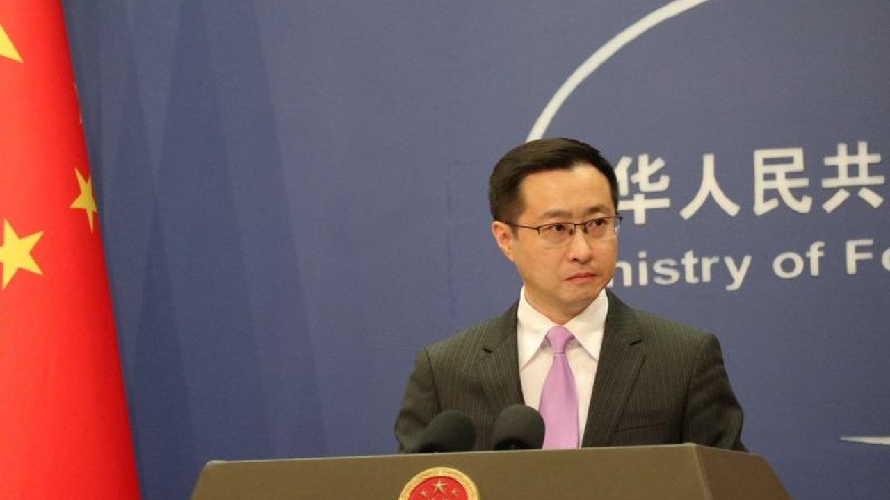 Beijing mengonfirmasi keinginan Donald Trump untuk melakukan Pertemuan Trump Xi Jinping di China pada April 2026, dengan isu Taiwan menjadi salah satu pembahasan utama yang strategis dan krusial.