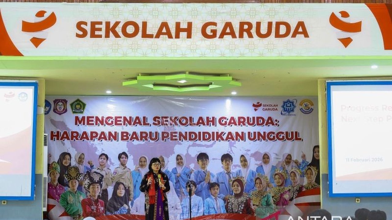 Wakil Menteri Pendidikan Tinggi, Sains, dan Teknologi (Diktisaintek) Stella Christie menekankan vitalnya Peran Konselor Perguruan Tinggi untuk membantu siswa Indonesia bersaing di kampus elite global, mengatasi rendahnya representasi.