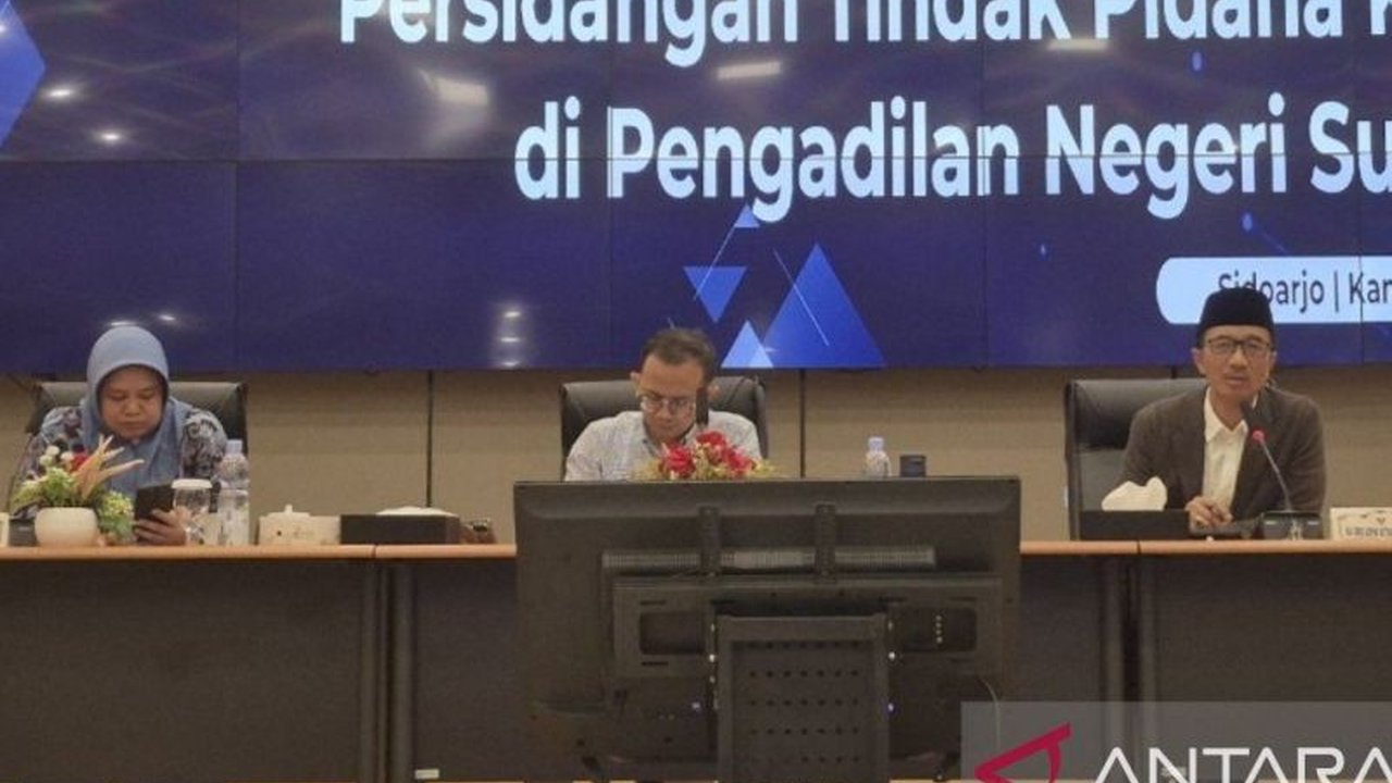 Pemprov Jatim memastikan pengawasan dana hibah dilakukan berlapis, mulai dari tahap pengusulan hingga pertanggungjawaban, untuk mencegah penyalahgunaan dan praktik korupsi.