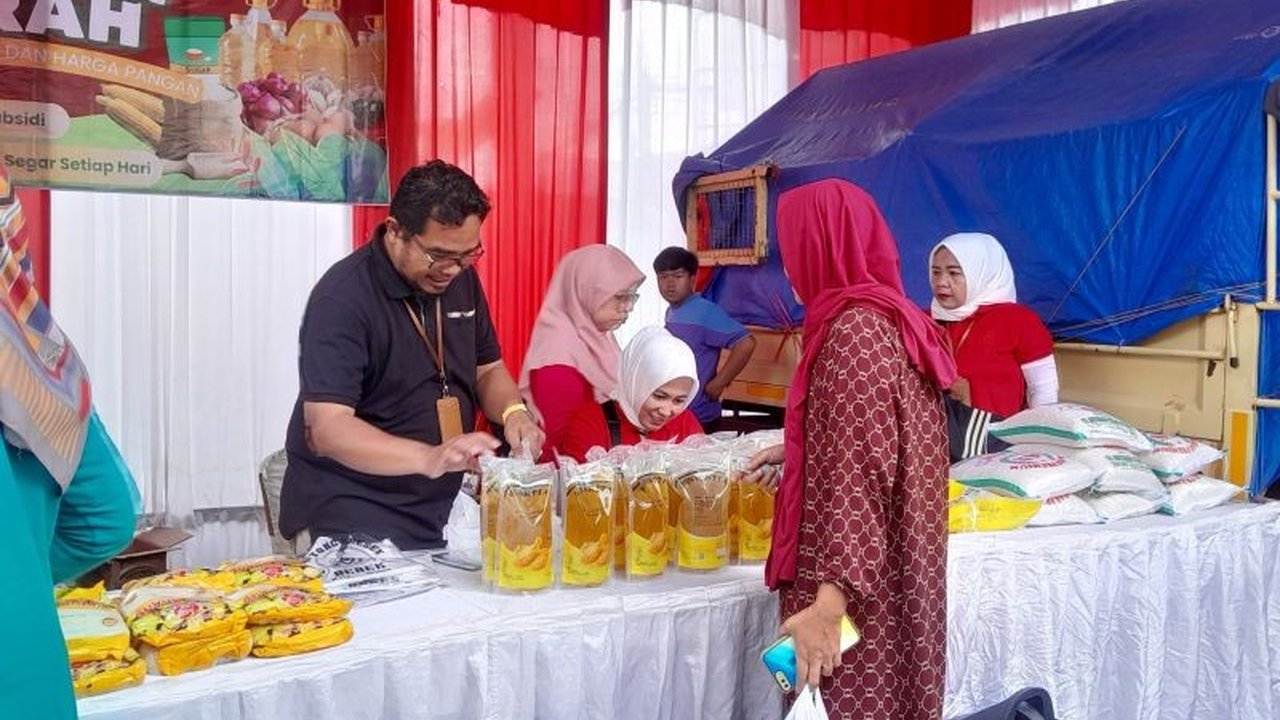 Dinas Ketahanan Pangan (DKP) Garut menggelar Gerakan Pangan Murah (GPM) menjelang Ramadhan untuk menstabilkan harga dan memastikan ketersediaan pangan bagi masyarakat dengan harga terjangkau.