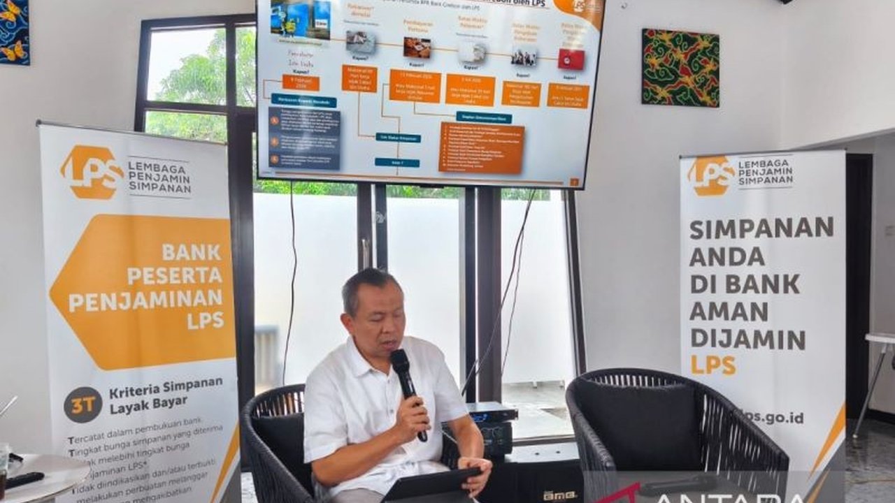 Lembaga Penjamin Simpanan (LPS) telah memulai pembayaran klaim penjaminan simpanan tahap pertama kepada 14.918 nasabah Perumda BPR Bank Cirebon, menjaga kepercayaan publik dan stabilitas sistem perbankan.