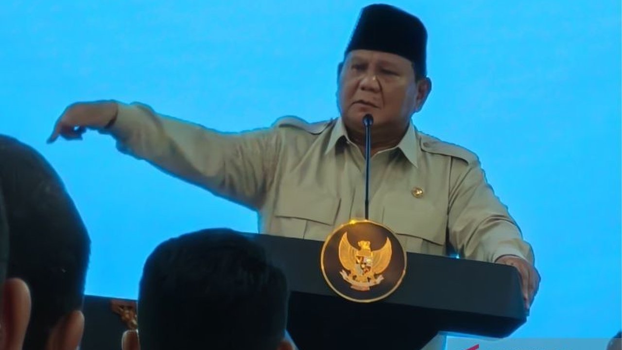 Presiden Prabowo Subianto menegaskan komitmennya dalam memberantas stunting melalui program Makan Bergizi Gratis. Simak strategi pemerintah untuk meningkatkan kualitas sumber daya manusia sejak dini.