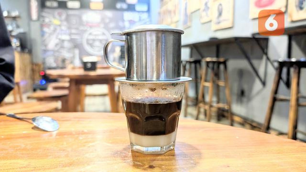 Kebiasaan Minum Kopi dengan Jumlah Berlebih Tingkatkan Risiko Penyakit Kolesterol. Foto: Liputan6.com/Ade Nasihudin.
