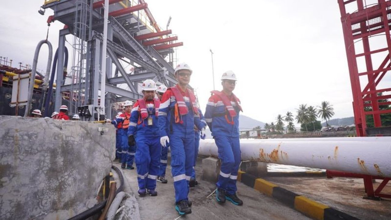Pertamina memastikan kesiapan operasional Terminal Terpadu Bitung menjelang Ramadhan 1447 Hijriah, menjamin stabilitas pasokan BBM dan LPG di Sulawesi Utara.