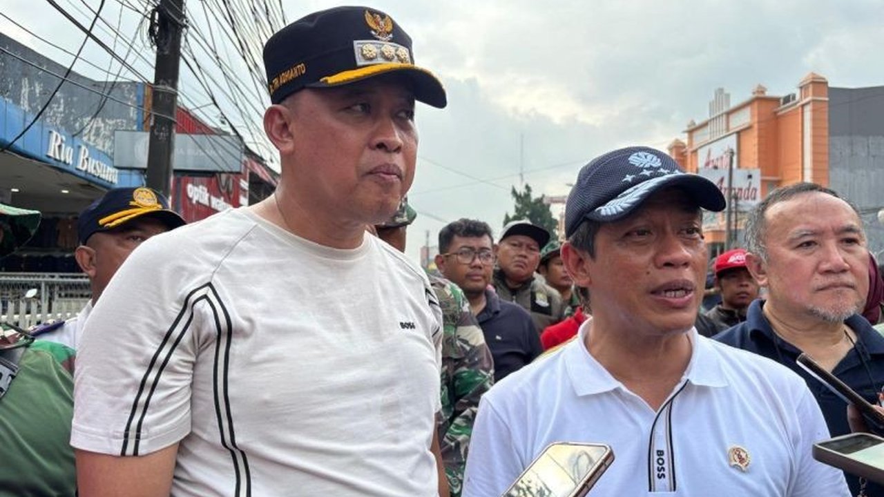 Menteri Lingkungan Hidup Hanif Faisol Nurofiq mengumumkan penurunan signifikan praktik TPA open dumping di Indonesia, seraya mendorong optimalisasi fasilitas demi mencapai target pengelolaan sampah 100 persen.