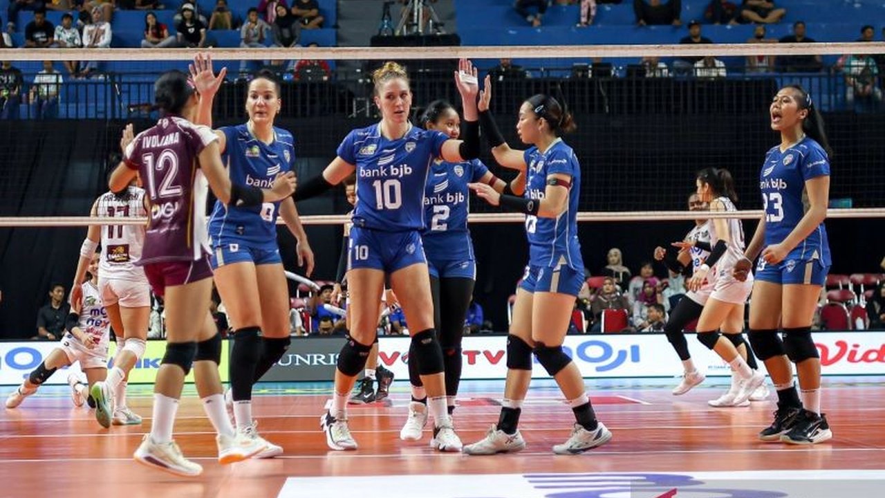 Kemenangan penting diraih Bandung bjb Tandamata atas Medan Falcons, membuka kembali peluang mereka untuk melaju ke Final Four Proliga 2026. Akankah asa ini berlanjut di laga-laga krusial selanjutnya?