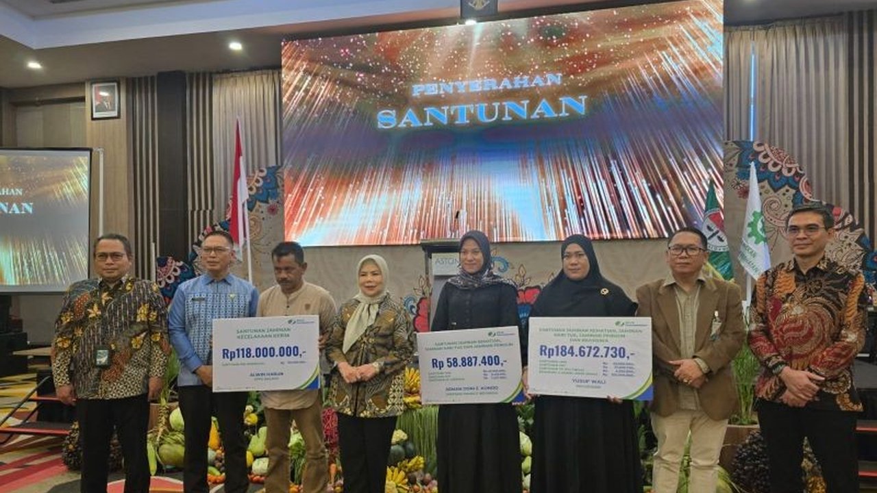 Delapan perusahaan di Provinsi Gorontalo berhasil mencapai Nihil Kecelakaan Kerja sepanjang tahun 2023. Pencapaian ini mendapatkan apresiasi dalam rangkaian peringatan Bulan K3 Tahun 2026. Simak daftar perusahaan penerima penghargaan yang menunjukkan komi