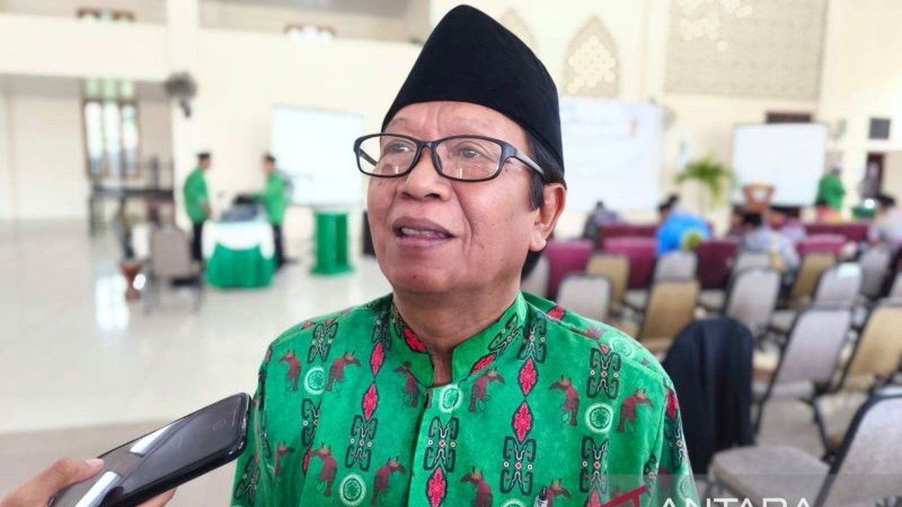 Majelis Ulama Indonesia (MUI) Nabire meluncurkan program Sertifikasi Dai MUI Nabire untuk meningkatkan kompetensi penceramah, memastikan materi dakwah menyejukkan, serta mencegah ceramah provokatif di masyarakat.