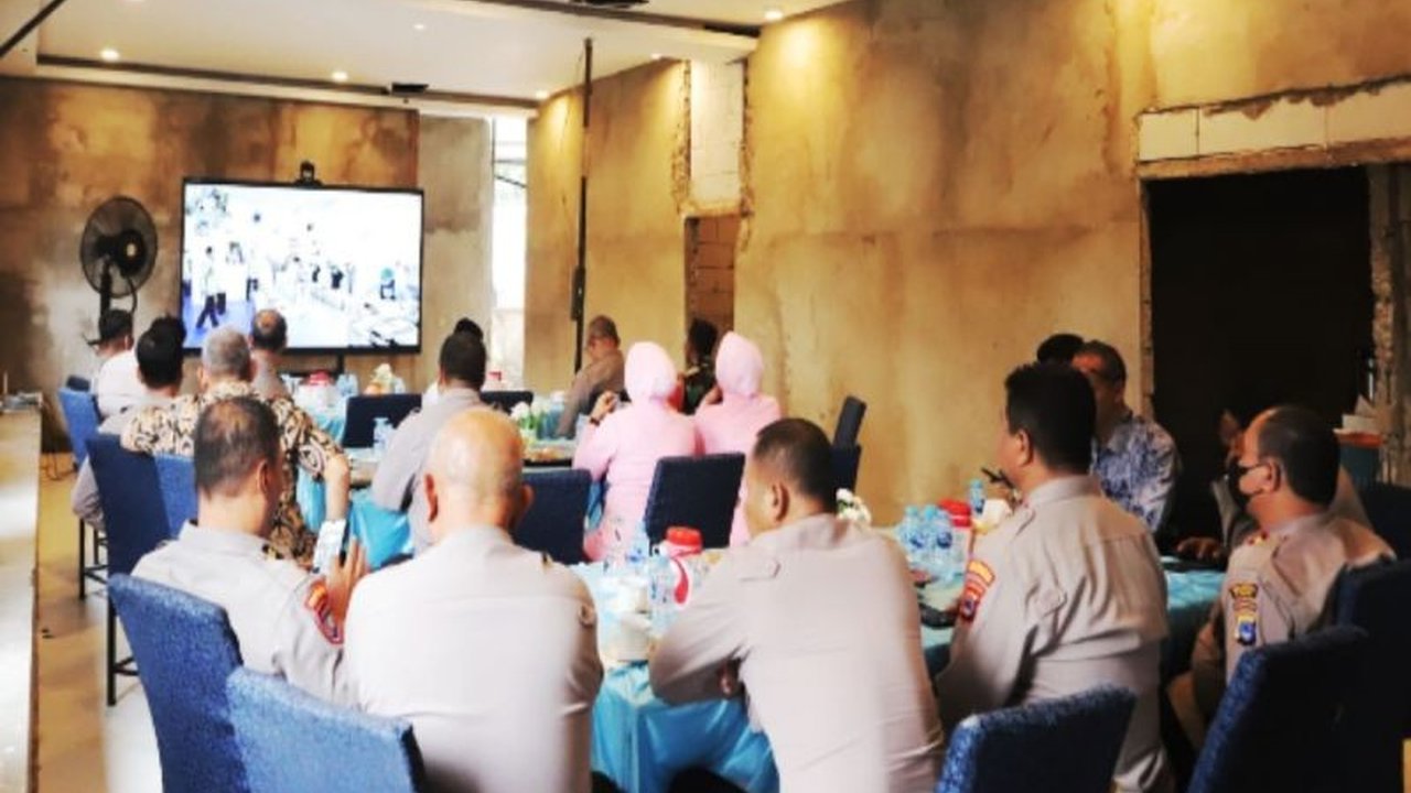 Polresta Banjarmasin secara resmi melakukan peletakan batu pertama untuk pembangunan Satuan Pelayanan Pemenuhan Gizi (SPPG) Polresta Banjarmasin 2, memperkuat komitmen mendukung program Makan Bergizi Gratis (MBG) di wilayah tersebut.