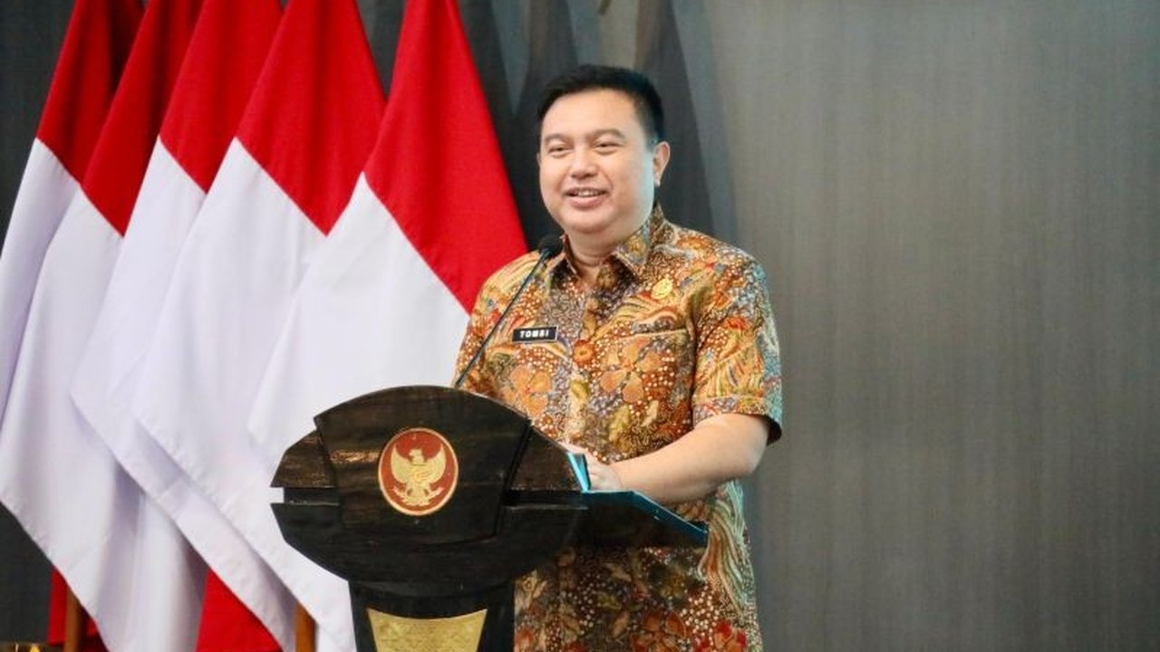 Sekjen Kemendagri Tomsi Tohir mengingatkan pentingnya Orientasi Kerja Pemdes yang berfokus pada kepentingan masyarakat, menekankan sinergi dan dampak nyata bagi desa.