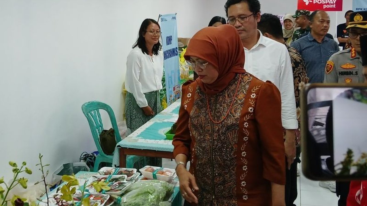 Kementerian Koperasi menegaskan bahwa Koperasi Desa Merah Putih hadir untuk memperkuat UMKM lokal, bukan mematikan. Skema ini dirancang untuk mendorong pengembangan ekonomi desa secara inklusif.