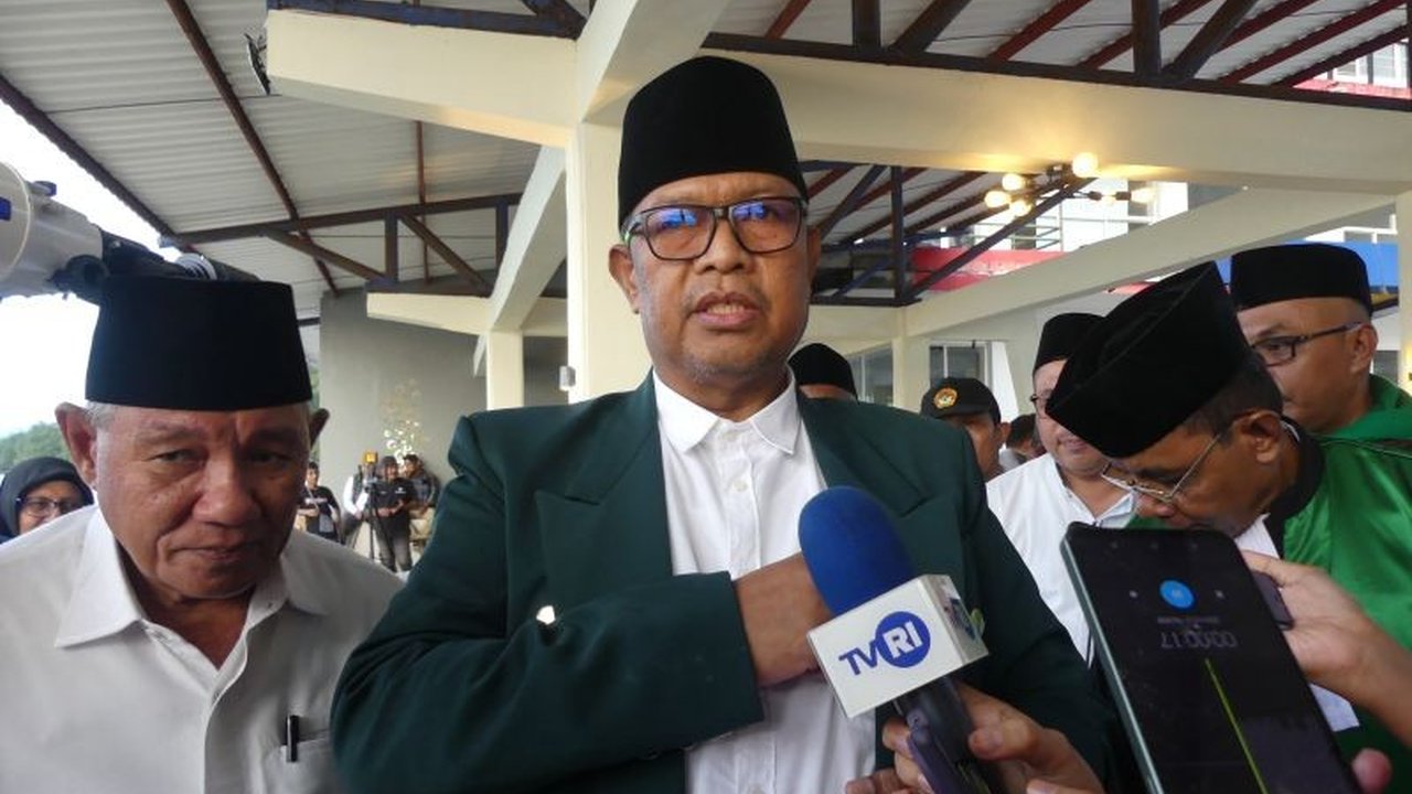 Kantor Wilayah Kementerian Agama (Kemenag) Provinsi Maluku menegaskan Pengamatan Hilal untuk penentuan awal Ramadan adalah proses ilmiah dan syar'i, bukan hanya seremonial, meskipun hilal belum terlihat di Ambon.