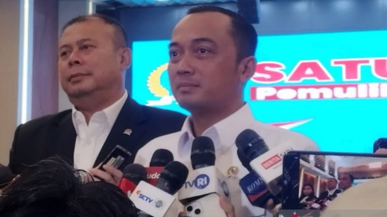 Menteri Sekretaris Negara Prasetyo Hadi menekankan pentingnya Etika Kritik Mahasiswa yang bertanggung jawab, sembari menanggapi dugaan teror terhadap Ketua BEM UGM Tiyo Ardianto.