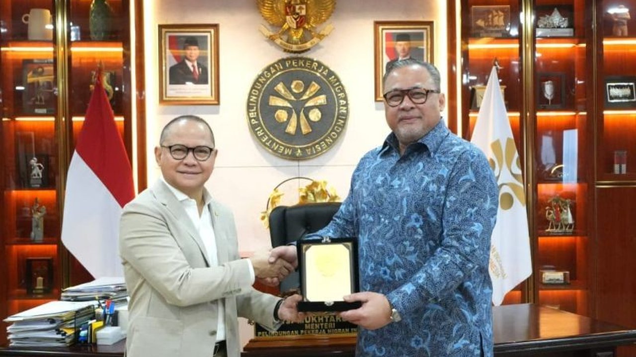Duta Besar RI untuk Malaysia menyoroti urgensi percepatan Perjanjian Kerja PMI Malaysia guna memperkuat perlindungan dan standardisasi pekerja migran, bertujuan memastikan hak-hak PMI terpenuhi secara komprehensif.