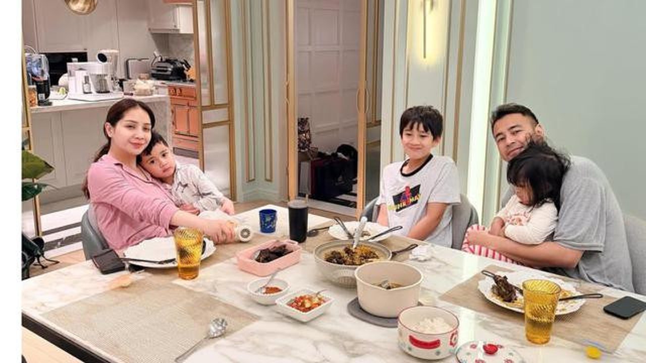 Potret Ruang Makan Rumah Raffi Ahmad (Foto: Instagram @raffinagita1717)