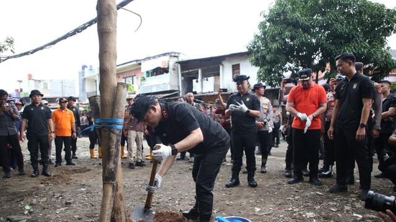 650 personel gabungan mengikuti aksi kerja bakti BANG JASRI (Bhayangkara Jakarta Asri). (Istimewa)