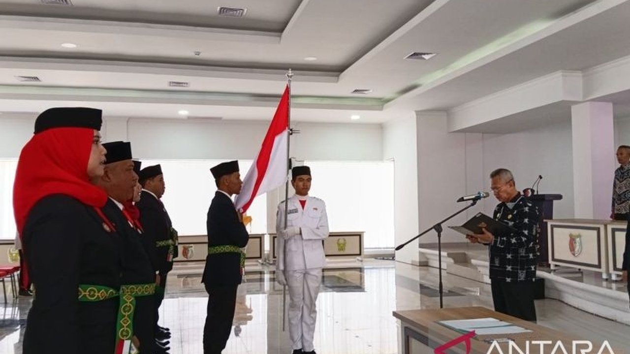 Pemerintah Kabupaten Sigi menegaskan dukungan terhadap Duta Pancasila Paskibraka Indonesia (DPPI) sebagai benteng ideologi masyarakat, mendorong mereka menjadi teladan dalam pengamalan nilai-nilai luhur Pancasila dan mitra strategis pemerintah daerah.
