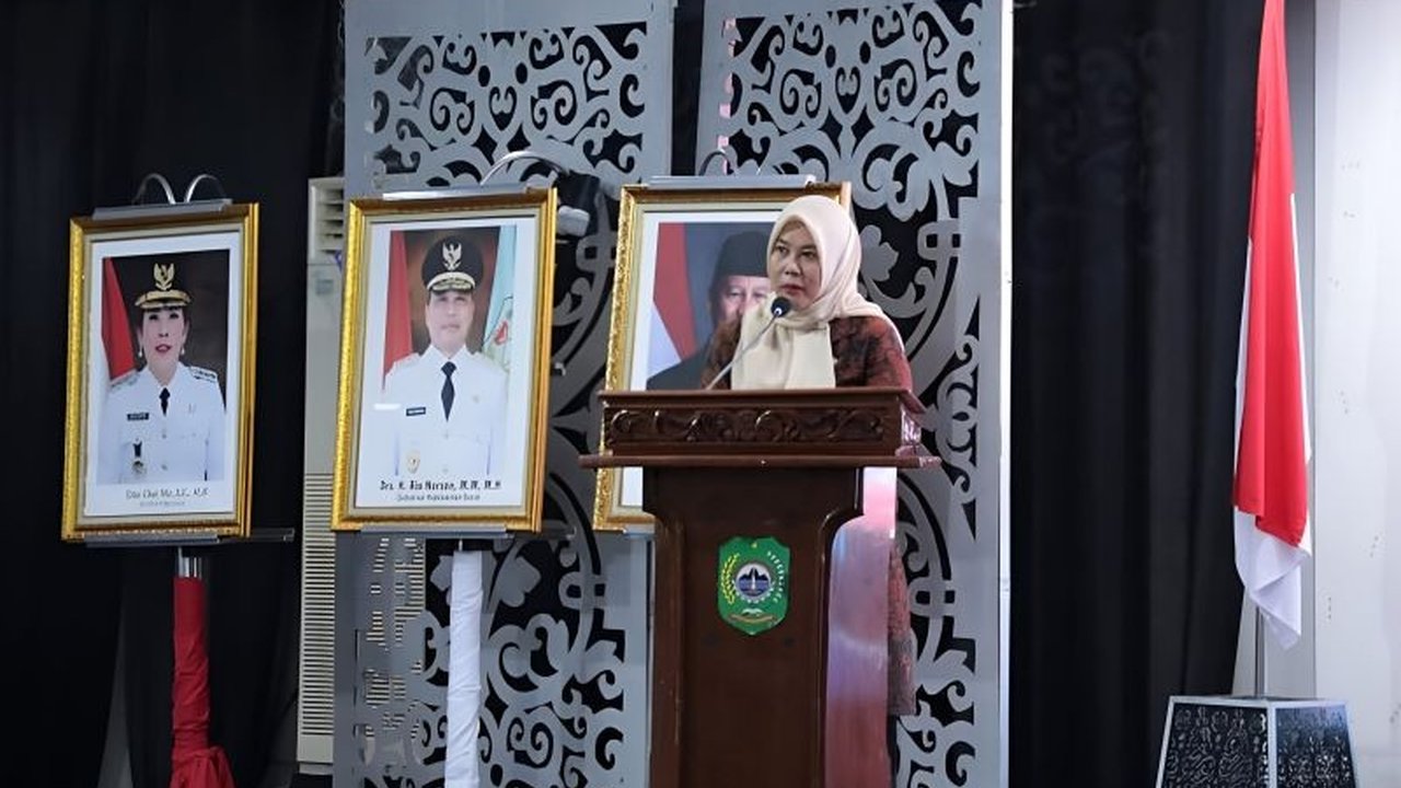 Pemerintah Kota Singkawang menegaskan komitmennya dalam Peningkatan SDM sebagai fondasi utama untuk mewujudkan layanan publik yang profesional dan adaptif. Simak selengkapnya!