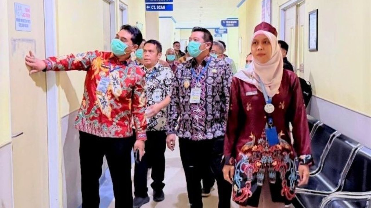 Pemerintah Kabupaten Barito Utara berkomitmen penuh memastikan proses pembenahan dan perbaikan fisik melalui transformasi layanan RSUD Muara Teweh memberikan dampak nyata bagi masyarakat untuk peningkatan mutu kesehatan.