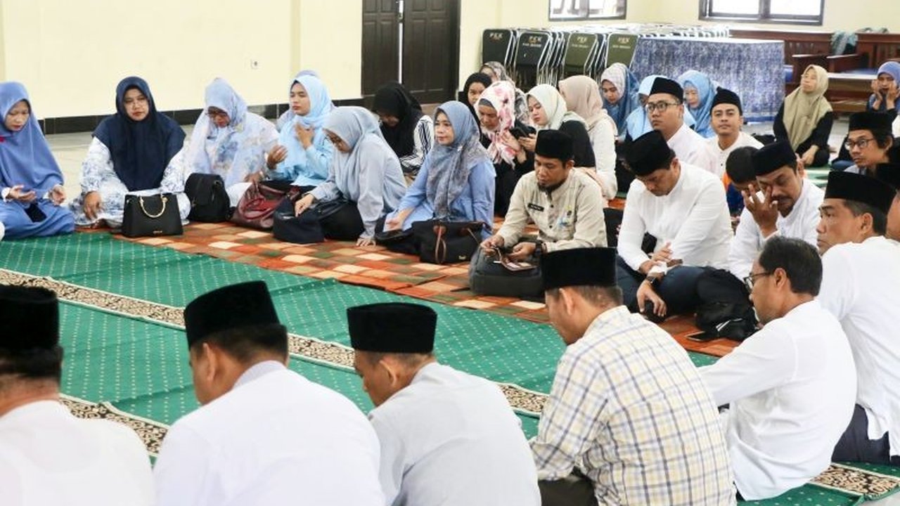 Pengurus Korpri Kabupaten Serang kembali menggelar Pengajian Ramadhan rutin setiap Jumat selama bulan suci, bertujuan meningkatkan amal ibadah dan kinerja Aparatur Sipil Negara di lingkungan pemerintah daerah.