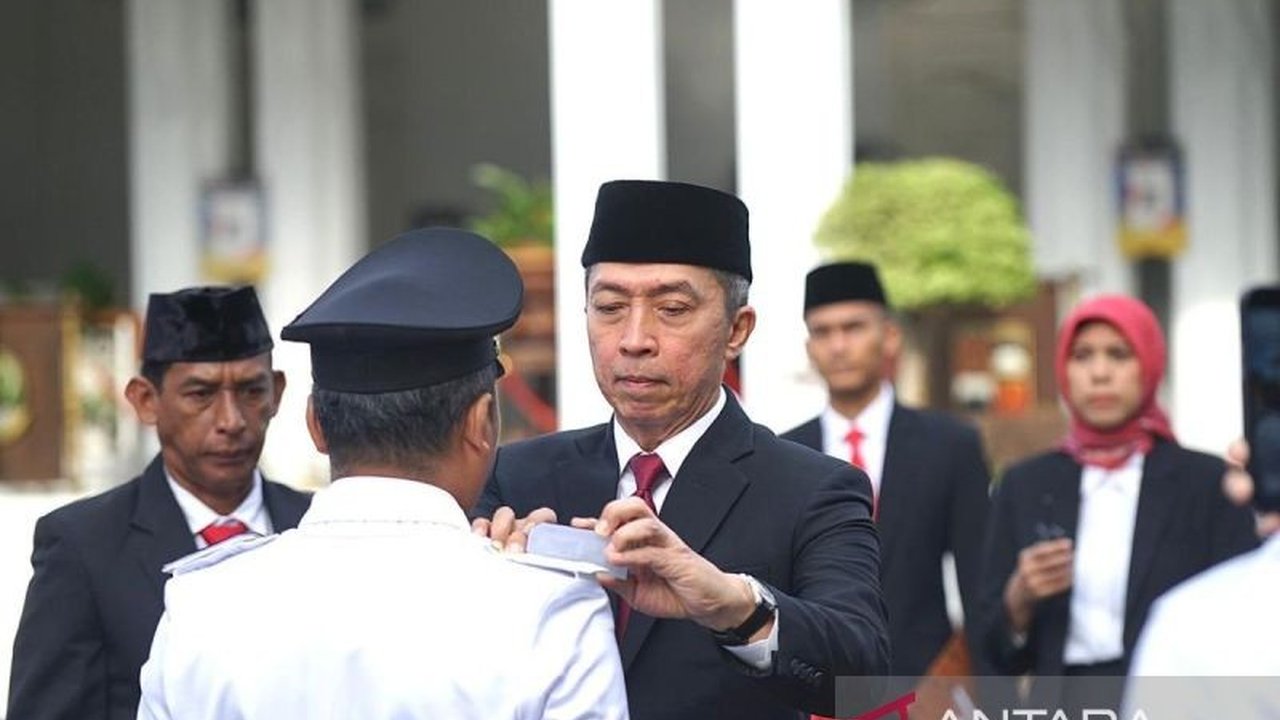 Genap satu tahun memimpin Kota Bogor, pemerintahan Dedie Rachim dan Jenal Mutaqin berfokus pada harmonisasi kepentingan pusat-daerah serta percepatan pembangunan di berbagai sektor.