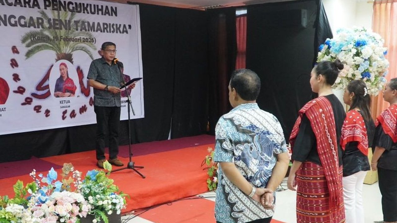 Pemerintah Kota Ambon berkomitmen memperkuat ekosistem seni budaya Ambon melalui pembinaan sanggar seni, memastikan pelestarian warisan budaya dan pengembangan generasi muda yang berkarakter.