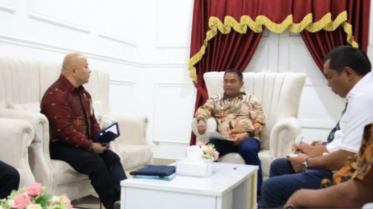 Pemerintah Kabupaten Serdang Bedagai (Sergai) bersama BBPOM Medan memperkuat sinergi pengawasan pangan dan obat, serta pembinaan UMKM, demi memastikan keamanan produk dan kesehatan masyarakat.